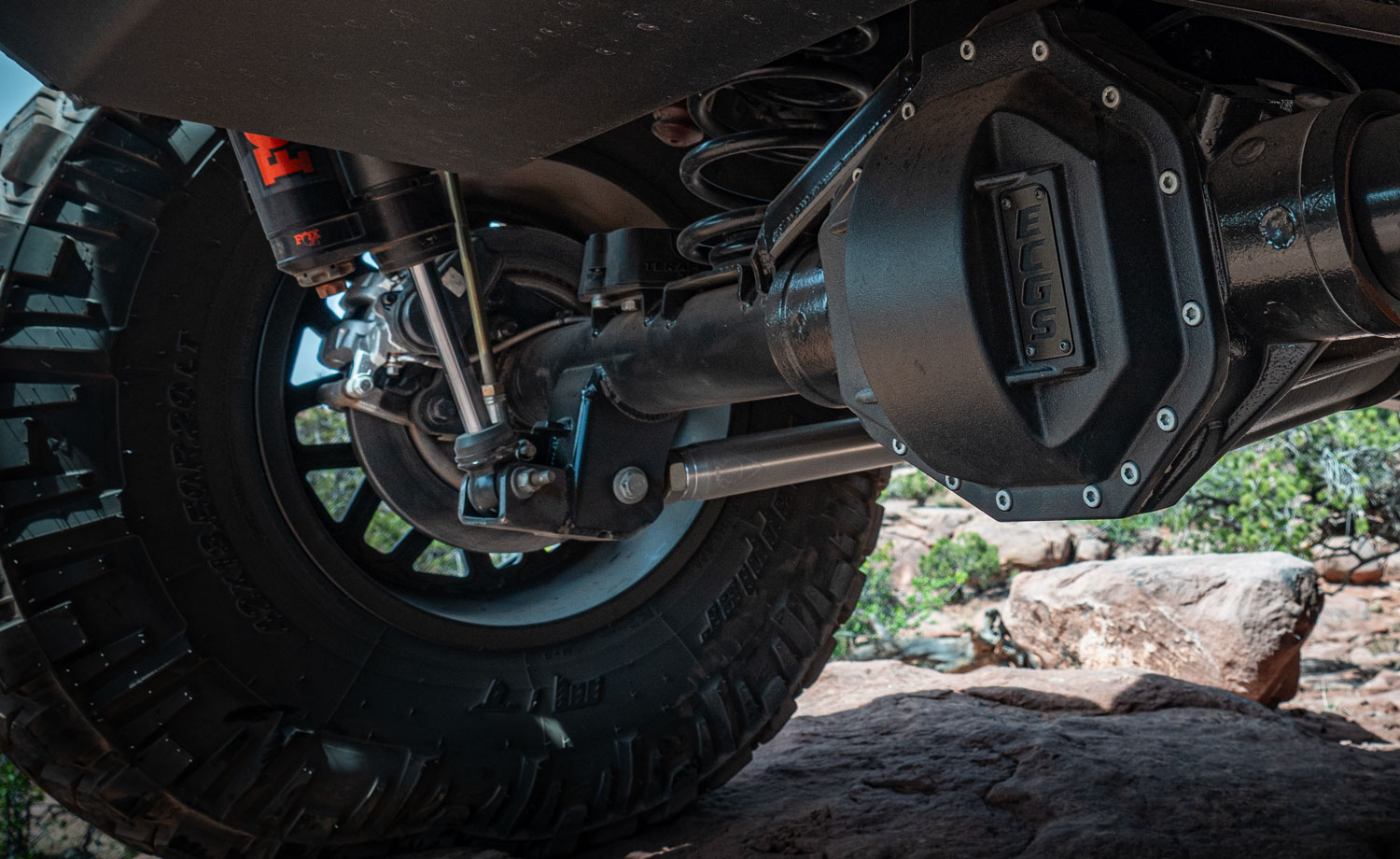 Installed ECGS axle and integrated rear brake caliper