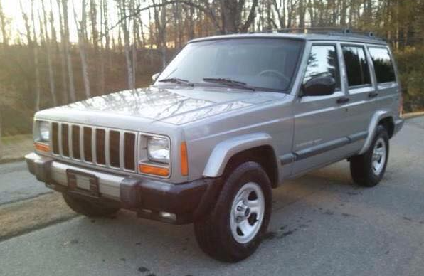 Stock silver Jeep Cherokee before modifications