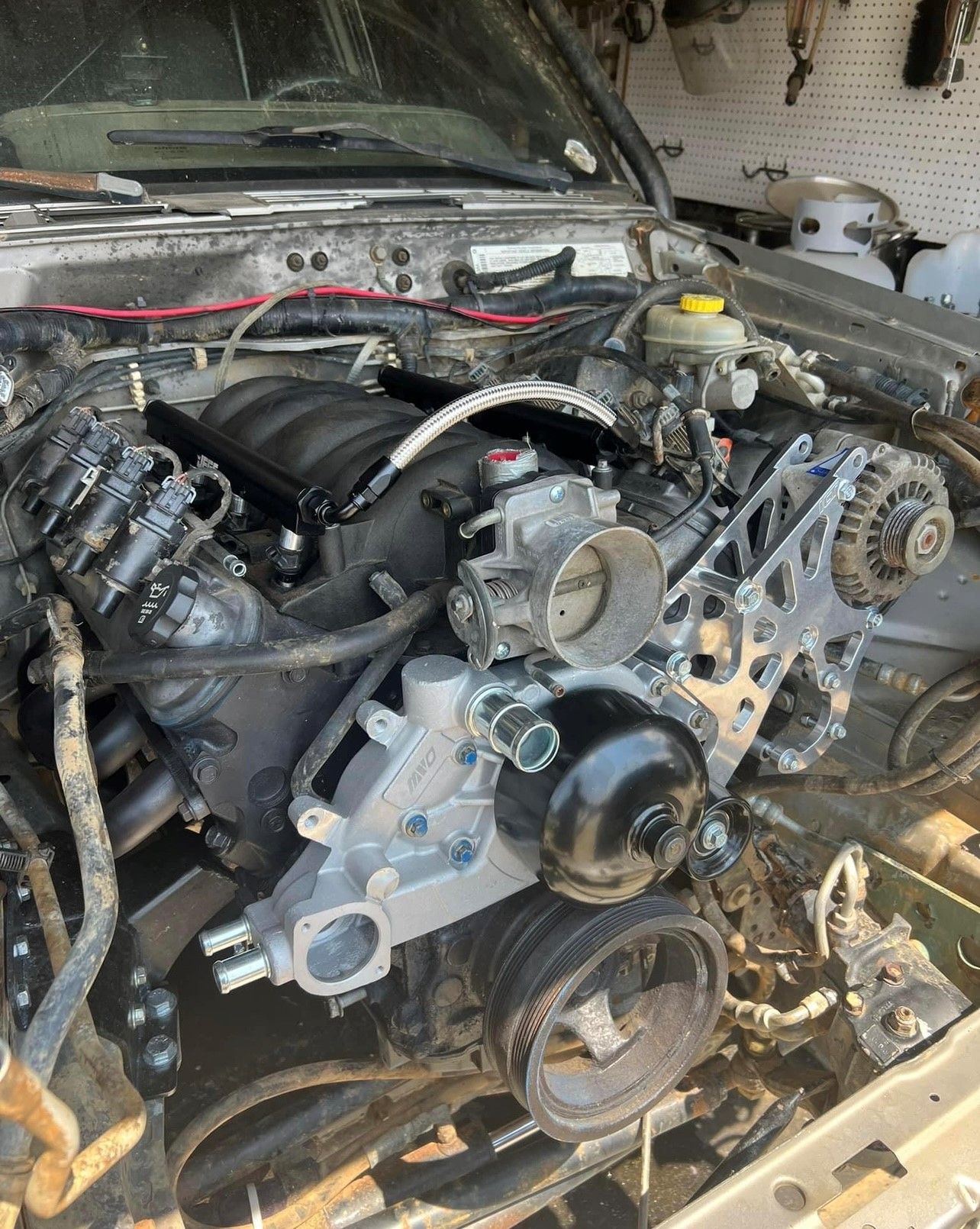 Close-up of LS engine inside Cherokee engine bay